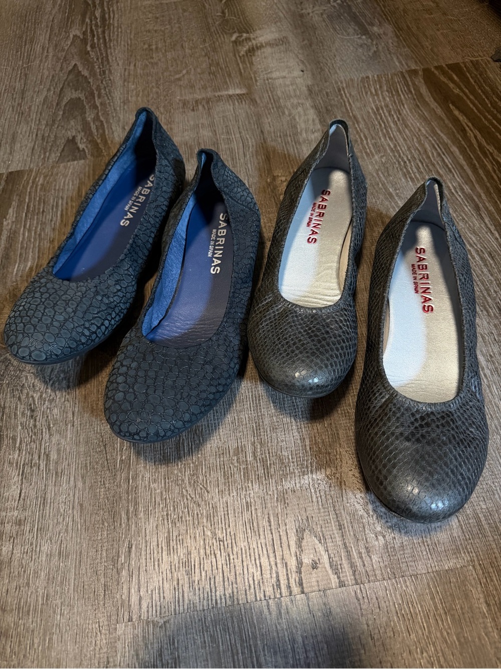 2 pairs Sabrinas ballet flats leather
